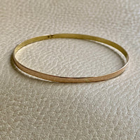 Vintage 14k solid gold bangle - 8.25 inch interior circumference