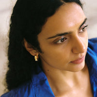 Classic 18k solid gold hoop earrings - just under 1 inch diameter
