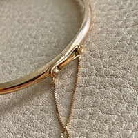 Immaculate! 1994 Finnish vintage 14k gold hinged bangle bracelet