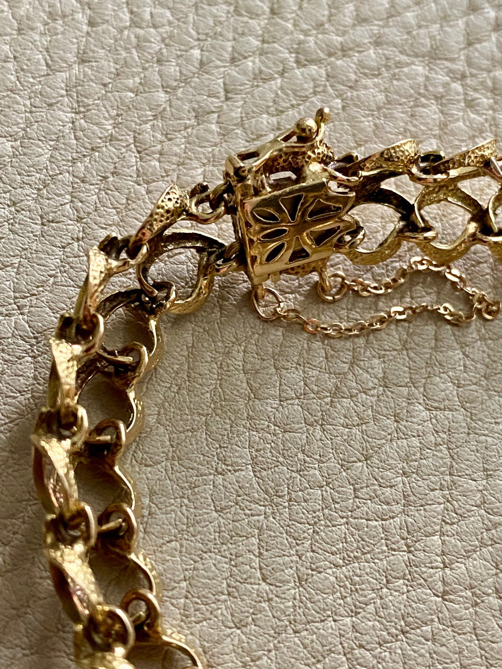 18k gold midcentury modern unique gold link bracelet size 7