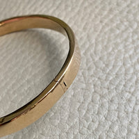 Midcentury era Scandinavian vintage 18k Gold hinged bangle