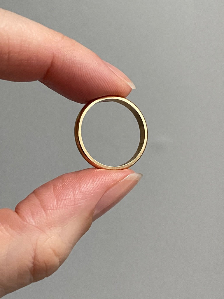 18k solid gold band ring - size 6.5