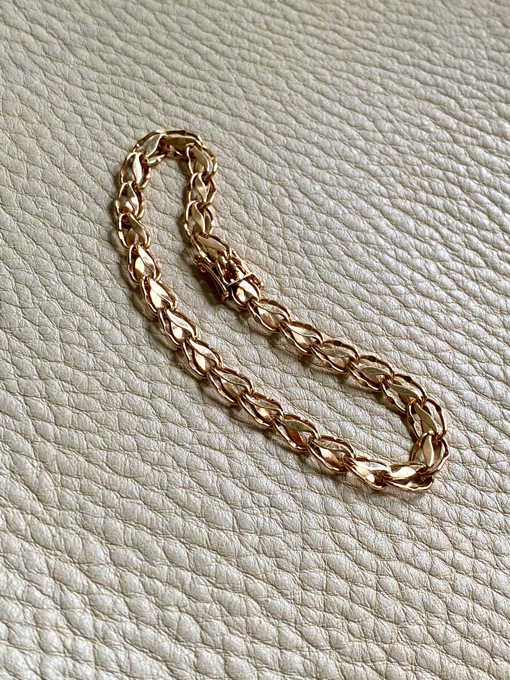 Undulating leaf link bracelet in 18k gold - Swedish vintage 1958 - 7 inch length