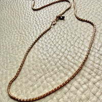 14k Gold Round Honeycomb Link Necklace with Charm Holder– 19.5 Inches
