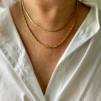 Vintage Omega Link Necklace in 18k Gold- Made in Trissino Italy, 1960s era - 16.5 inch length