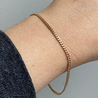 Vintage 18k gold curb bracelet - 7.5 inch length