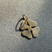 14k Gold Vintage 4 Leaf Lucky Clover charm or pendant