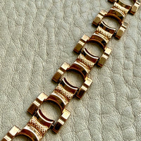 1960s Vintage Italian Dimensional Link Bracelet 18k Gold – 7.25 Inch Length