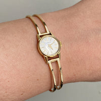 Vintage Ladies Gubelin Watch in 18k gold with bracelet band by Rey Urban 1960 - 6.25 inch interior
