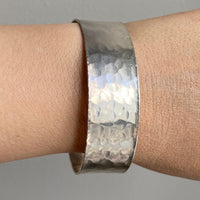 1975 Extra wide heavy hammered texture silver bangle by NOKO - size 8.1 inch