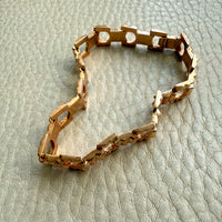 1960s Vintage Italian Dimensional Link Bracelet 18k Gold – 7.25 Inch Length