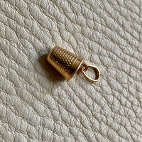 18k Gold Vintage Charm or Pendant - Thimble