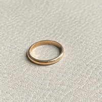 18k solid gold band ring - size 6.5