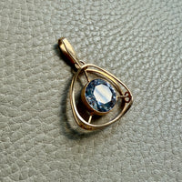 Swedish Vintage Rounded Triangle Pendant in 18k gold with Large Faceted Crystal Quartz Stone - Signed