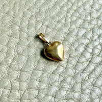 18k gold vintage charm or pendant - Puffy Heart 9.4mm width