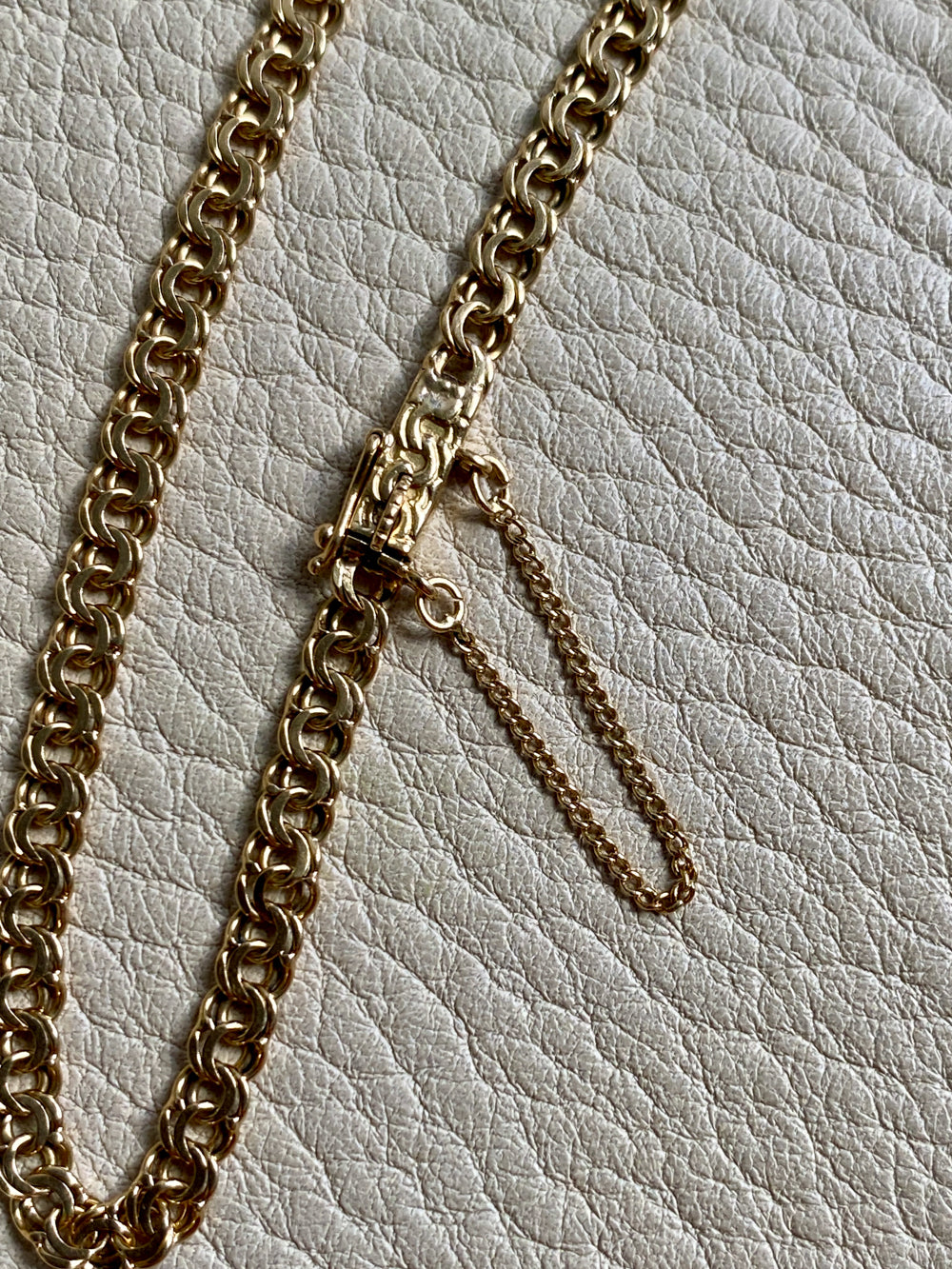 1944 Delicate 18k double-link solid gold bracelet - Göteborg, Sweden - 7.5 inch length