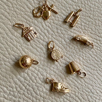 18k Gold Vintage Italian Charm or Pendant - Articulated house