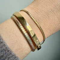 EXCELLENT! Vintage Swedish 18k Gold Tight Curb Bracelet with Safety Chain - 7 inch length