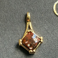 18k Yellow Gold Pendant with Älvdalen Porphyry Cabochon - 1.1 inch length