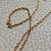 Vintage Spiral Link Chain Necklace in 18k Gold - 22.5 Inch Length