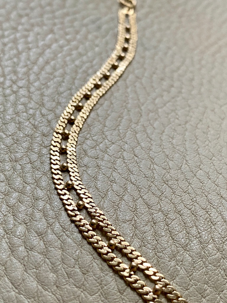 18k Gold double row pressed curb link bracelet -  7.75 inch length