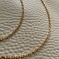 Excellent long length faceted biker link necklace in 18k gold! 31.5 inch length