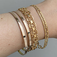 Vintage 14k solid gold bangle - 8.25 inch interior circumference