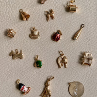 18k gold vintage charm or pendant - Red Enamel Ladybug