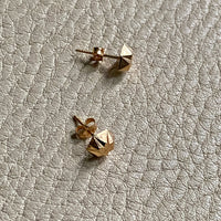 Vintage 18k solid gold starburst stud earrings
