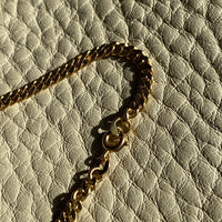 Mid-century era Scandinavian pressed curb link necklace in 18k gold - 16.75 inch length