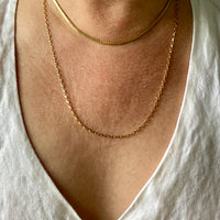 18k Gold Vintage Skinny Elongated Biker Link Chain Necklace - 22.5 inch length