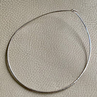 Contoured Hammer Textured Vintage Swedish Sterling Silver Neck Ring Choker - Signed Robbert - 16.2 inch interior circumference necklace