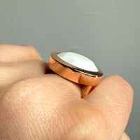 18k Gold Vintage Italian Cocktail Ring with Faceted White Stone - Size 7