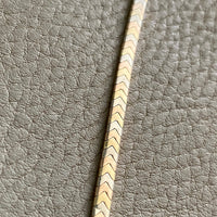 SLEEK! 18k gold tri-color vintage chevron pattern bracelet - 7 inch length
