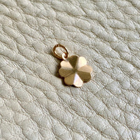 18k gold Swedish vintage charm or pendant - 4-Leaf Clover