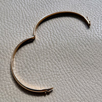 1961 Signed Swedish Vintage SOLID 18k gold hinged bangle 25.1g - 7.25 inch oval interior