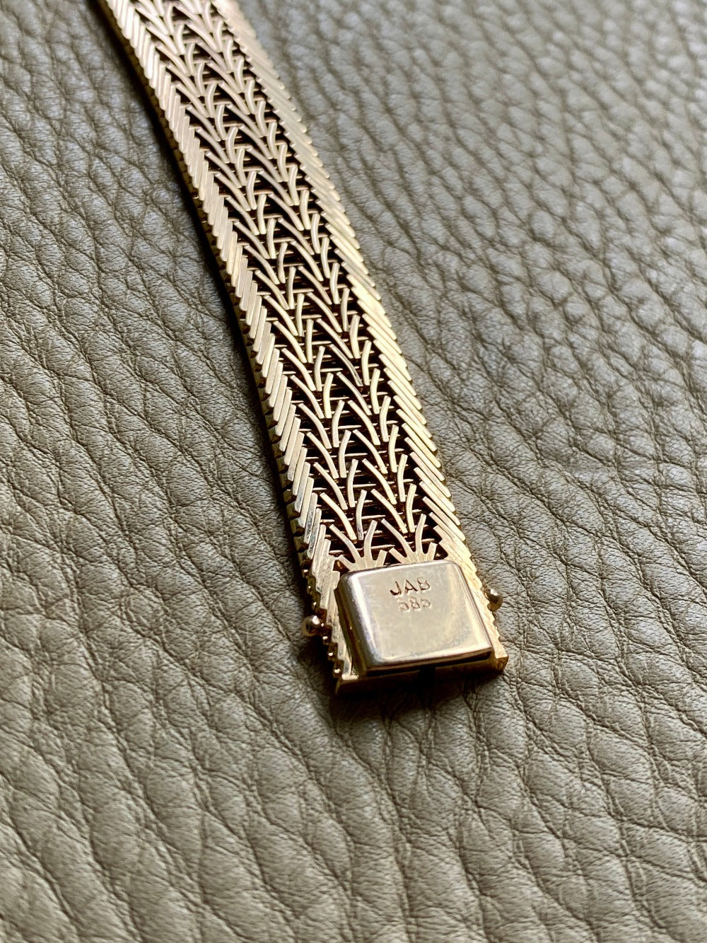 Phenomenal Danish link bracelet in 14k solid gold - by Jørn Arne Backhausen - 6.75 inch length