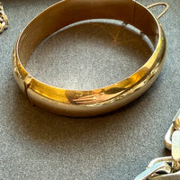 BEAUTIFUL! 1966 Finnish Vintage Round Wide Hinged Bangle 14k Gold- 7.3 inch interior circumference