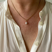 14k gold pearl pendant or charm