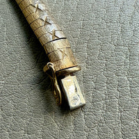 Vintage 18k Gold Snakey Omega Link Bracelet with Hand Scribed Stars - 7.5 inch length