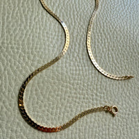 EXCELLENT! Vintage Italian 18k gold special tight curb chain mirrored necklace by Balestra- 17 inch length