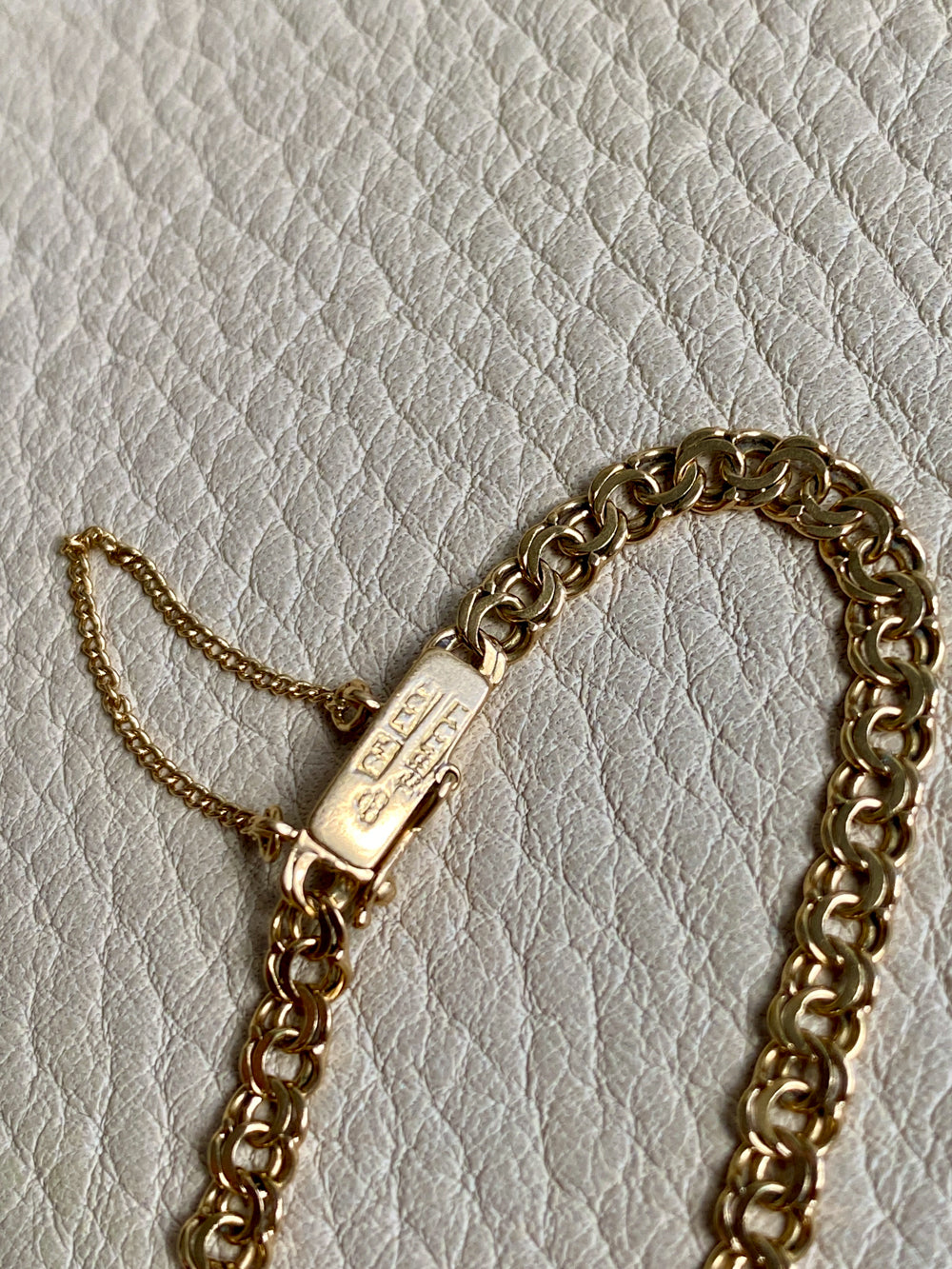 1944 Delicate 18k double-link solid gold bracelet - Göteborg, Sweden - 7.5 inch length