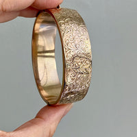 Antique floral engraved wide hinged 9k bangle - Birmingham, England