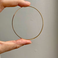 Vintage 18k solid gold bangle - 8 inch interior circumference