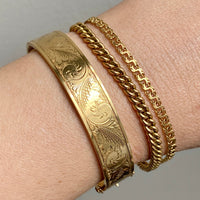1962 Wide Hinged Bangle in 18k gold - Etched Curls Pattern - Stockholm, Sweden - 7 inch interior