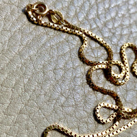 Vintage box link gold chain necklace - 16.5 inches of 18k gold