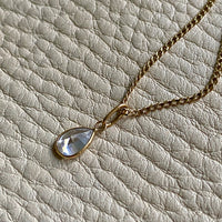 Petite 18k gold crystal pendant necklace - Vintage Swedish