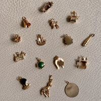 18k gold vintage charm or pendant - Red Enamel Ladybug