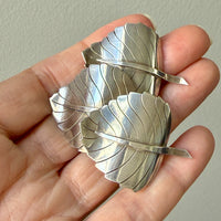 1948 Vintage Stigbert Three-Leaf Brooch in Sterling Silver – 2 inch