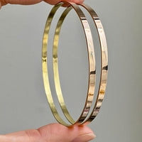 Vintage 14k solid gold bangle - 8.25 inch interior circumference